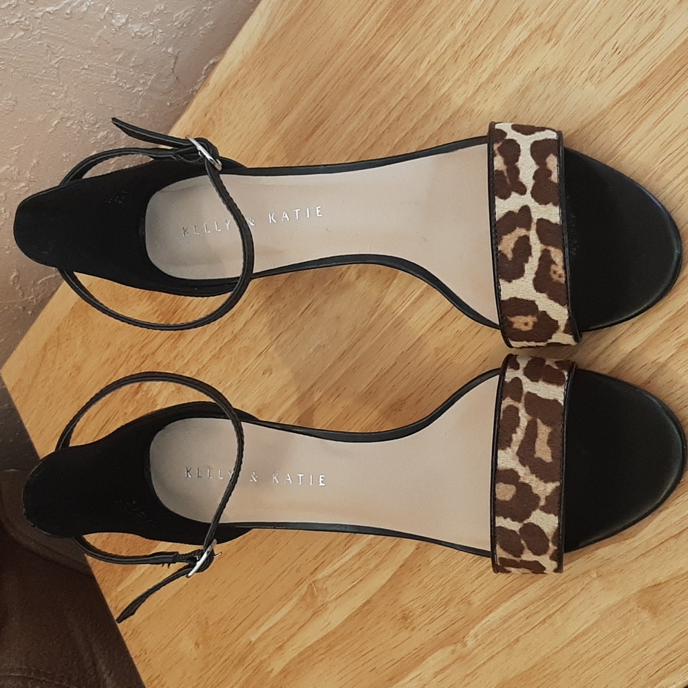 Kelly & Katie black dress shoes Size 7.5